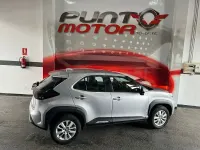Usado Toyota Yaris Cross 116 CV (85 kW) 2024 Gris / plata SUV