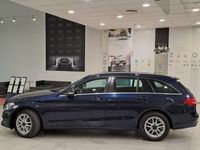 Usado Mercedes C180 116 CV (85 kW) 2015 Azul Berlina