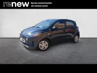 Usado Hyundai i10 66 CV (48 kW) 2021 Gris Utilitario