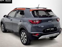 Usado Kia Stonic 100 CV (73 kW) 2021 SUV