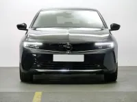 Usado Opel Astra Elegance 181 CV (133 kW) 2023 Negro Utilitario