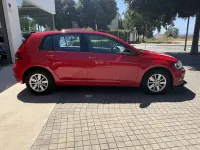 Usado VW Golf VII 116 CV (85 kW) 2019 Rojo Utilitario