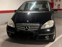 Usado Mercedes A180 Avantgarde 109 CV (80 kW) 2009 Negro Monovolumen