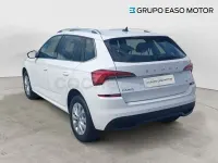 Usado Skoda Kamiq Ambition 110 CV (80 kW) 2021 Blanco SUV