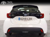 Usado Toyota Yaris Hybrid Active 116 CV (85 kW) 2022 Blanco Berlina