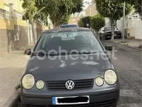 Usado VW Polo Trendline 75 CV (55 kW) 2005 Gris / plata Utilitario