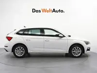 Usado Skoda Scala 110 CV (80 kW) 2022 Blanco Utilitario