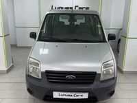 Usado Ford Tourneo 90 CV (66 kW) 2012 Plateado Familiar