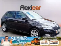 Usado Skoda Fabia Ambition 95 CV (69 kW) 2021 Negro Utilitario
