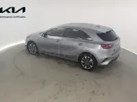 Usado Kia Ceed 100 CV (73 kW) 2025 Gris / plata Utilitario