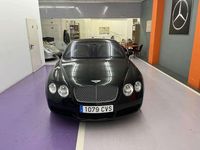 Begagnad Bentley Continental GT Mulliner 560 HK (411 kW) 2004 Svart Sportkupé