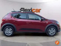 Usado Dacia Sandero Essentiel 101 CV (74 kW) 2022 Rojo Utilitario