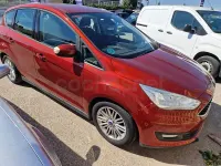 Usado Ford C-MAX Trend 125 CV (91 kW) 2016 Granate Monovolumen