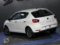 Usado Seat Ibiza Reference 90 CV (66 kW) 2015 Blanco Berlina