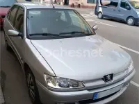 Usado Peugeot 306 90 CV (66 kW) 2000 Gris / plata Berlina