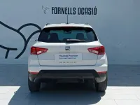 Usado Seat Arona Ecomotive 95 CV (69 kW) 2019 Blanco SUV