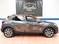 Usado Kia Stonic 120 CV (88 kW) 2018 Gris / plata SUV