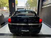 Usado Opel Vectra Elegance 140 CV (102 kW) 2007 Negro Berlina