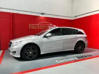 Usado Mercedes R350 265 CV (194 kW) 2012 Gris / plata Monovolumen