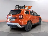 Usado Dacia Duster Essentiel 91 CV (66 kW) 2022 Naranja SUV