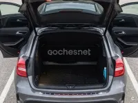 Usado Mercedes GLA200 AMG line 136 CV (100 kW) 2017 Gris / plata SUV