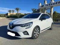Usado Renault Clio Equilibre 100 CV (73 kW) 2023 Blanco Utilitario