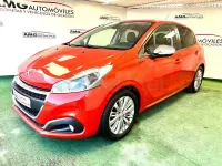 Usado Peugeot 208 Active 99 CV (72 kW) 2019 Naranja Utilitario