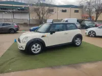 Usado Mini ONE 95 CV (69 kW) 2009 Blanco Utilitario
