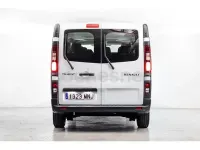 Usado Renault Trafic 110 CV (80 kW) 2024 Blanco Monovolumen