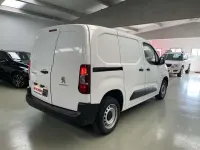 Usado Peugeot Partner S 102 CV (75 kW) 2021 Blanco Monovolumen