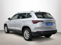 Usado Skoda Karoq Ambition 150 CV (110 kW) 2022 Gris SUV