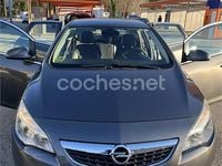 Usado Opel Astra Sportive 125 CV (91 kW) 2012 Gris / plata Berlina