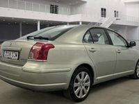 Usado Toyota Avensis Sol 126 CV (92 kW) 2008 Beige Berlina
