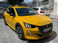 Usado Peugeot 208 GT 102 CV (75 kW) 2021 Amarillo Utilitario