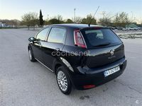 Usado Fiat Punto Pop 75 CV (55 kW) 2013 Negro Utilitario