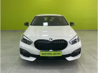 Usado BMW 118 Sport Line 136 CV (100 kW) 2022 Blanco Utilitario