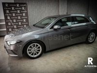 Usado Mercedes A180 136 CV (100 kW) 2020 Gris / plata Berlina