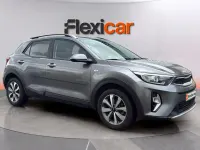 Usado Kia Stonic 84 CV (61 kW) 2023 Gris SUV