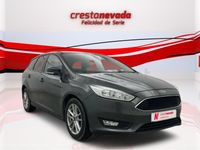 Usado Ford Focus Trend 125 CV (91 kW) 2018 Gris / plata Familiar