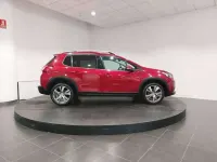 Usado Peugeot 2008 Allure 131 CV (96 kW) 2017 Granate SUV