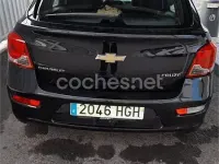 Usado Chevrolet Cruze LT 124 CV (91 kW) 2011 Negro Berlina