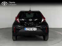 Usado Toyota Aygo X Play 72 CV (52 kW) 2024 Negro azabache SUV