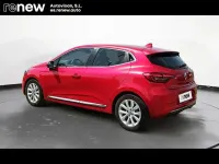 Usado Renault Clio V Zen 140 CV (102 kW) 2022 Rojo Berlina