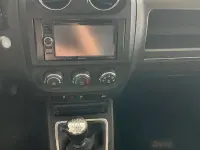 Usado Jeep Compass Limited 136 CV (100 kW) 2012 Gris SUV