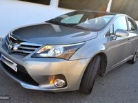 usado Toyota Avensis 2.0 D NAVI DVD-KLIMATIZADOR A/C-LLANTAS 17"-ALARMA