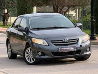 Usado Toyota Corolla Active 101 CV (74 kW) 2010 Gris / plata Berlina