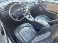 Usado Mercedes CLK270 Avantgarde 170 CV (125 kW) 2005 Azul Coupe