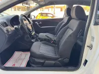 Usado VW Polo Advance 75 CV (55 kW) 2015 Blanco Berlina