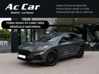 Usado Ford Kuga ST-Line 190 CV (139 kW) 2023 Gris / plata SUV
