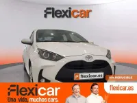 Occasion Toyota Yaris Business Edition 69 PK (50 kW) 2022 Wit Hatchback